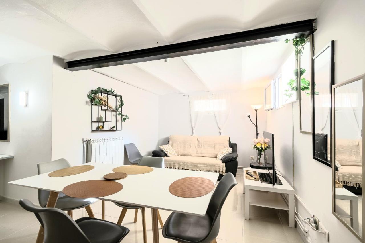 Velodrome F4 Dans Villa 5 Lits Parking Et Piscine Partagee Apartment Marseille